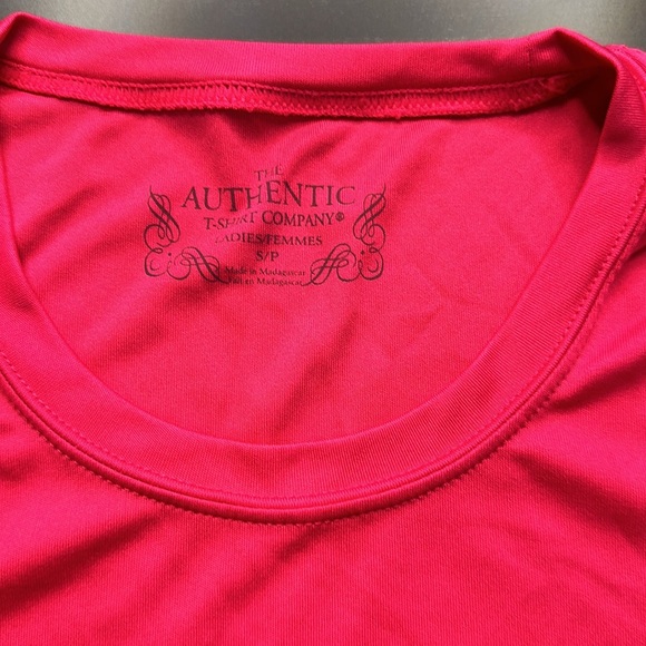 Sole sisters tshirt sz S NWOT - Picture 2 of 4